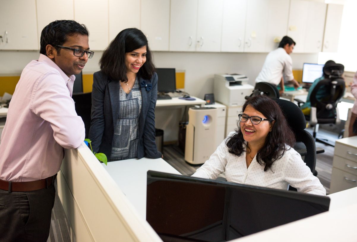 Steer staff in office
